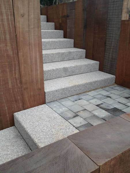 1_baradel-mineral-escalier-et-bois-4