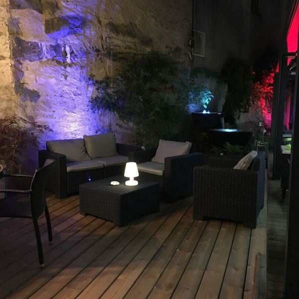 baradel-lumiere-terrasse-bois-avec-mobilier-2