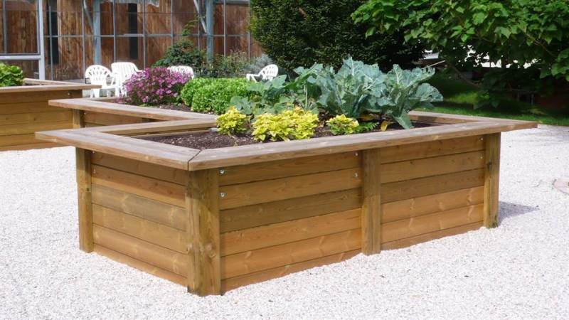carre-potager-sur-eleve-10-1