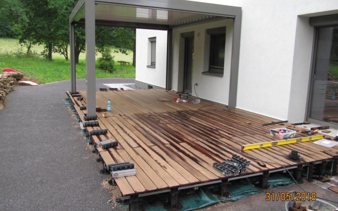 Terrasse avec pergola